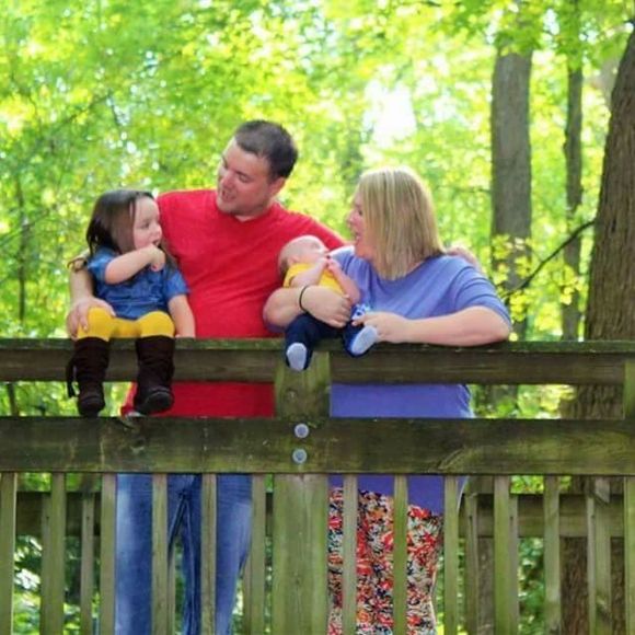 Meet your Posher, Amanda - Picture 1 of 1